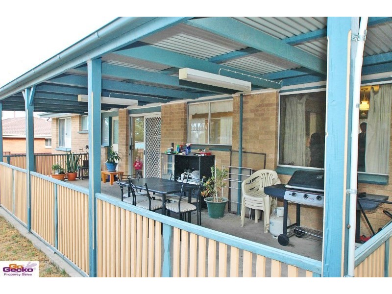 8 Kinsella Street, Queanbeyan NSW 2620