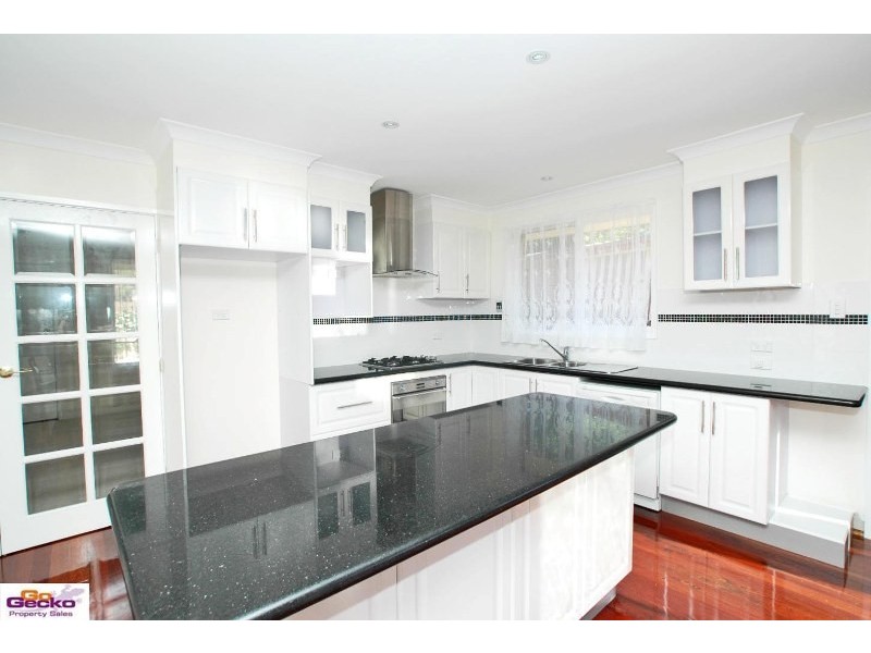 29 Woodger Parade, Queanbeyan NSW 2620