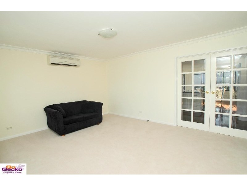 29 Woodger Parade, Queanbeyan NSW 2620