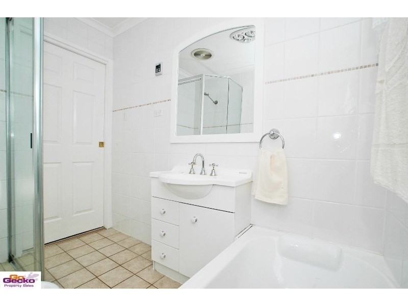 29 Woodger Parade, Queanbeyan NSW 2620