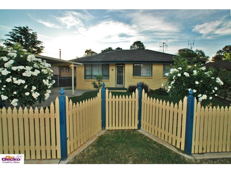 29 Woodger Parade, Queanbeyan NSW 2620