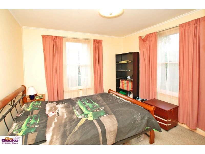 20 Thuralilly Street, Queanbeyan NSW 2620