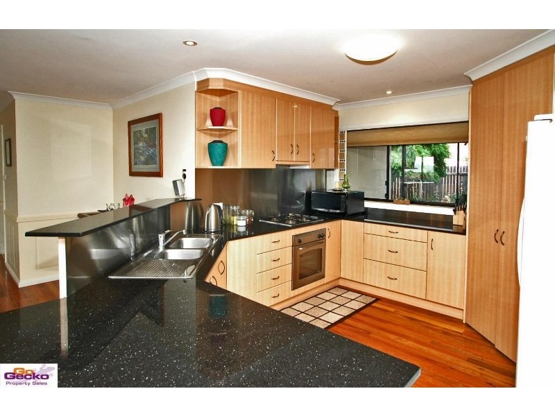 1 Benalla Court, Jerrabomberra NSW 2619