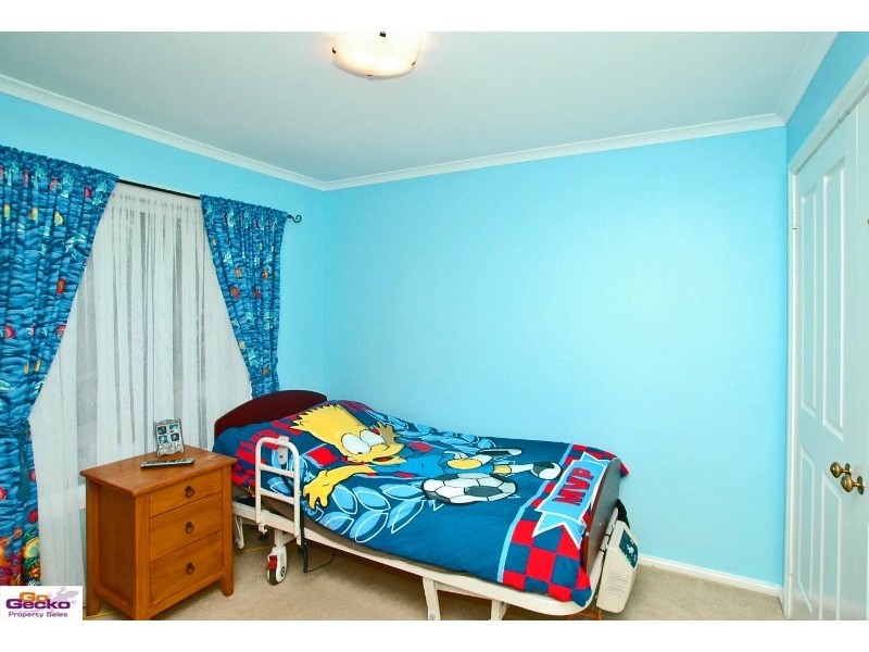 1 Benalla Court, Jerrabomberra NSW 2619