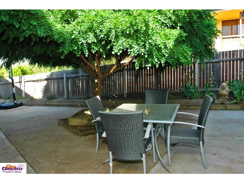 1 Benalla Court, Jerrabomberra NSW 2619