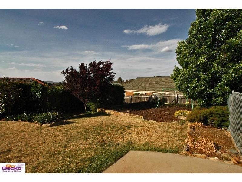 1 Benalla Court, Jerrabomberra NSW 2619