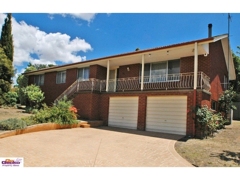 8 Cunningham Street, Queanbeyan NSW 2620