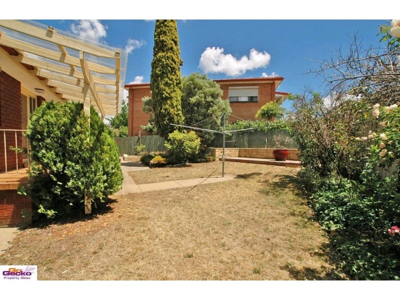 8 Cunningham Street, Queanbeyan NSW 2620