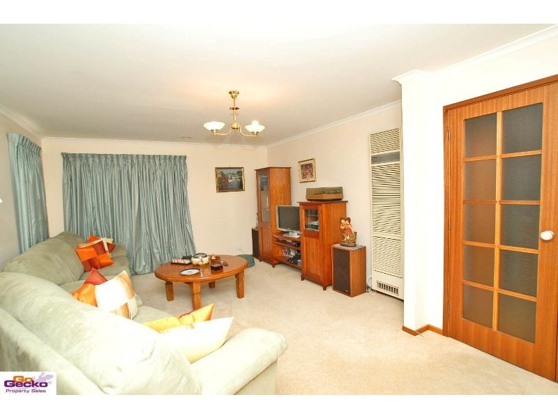 29 Parkview Crescent, Jerrabomberra NSW 2619