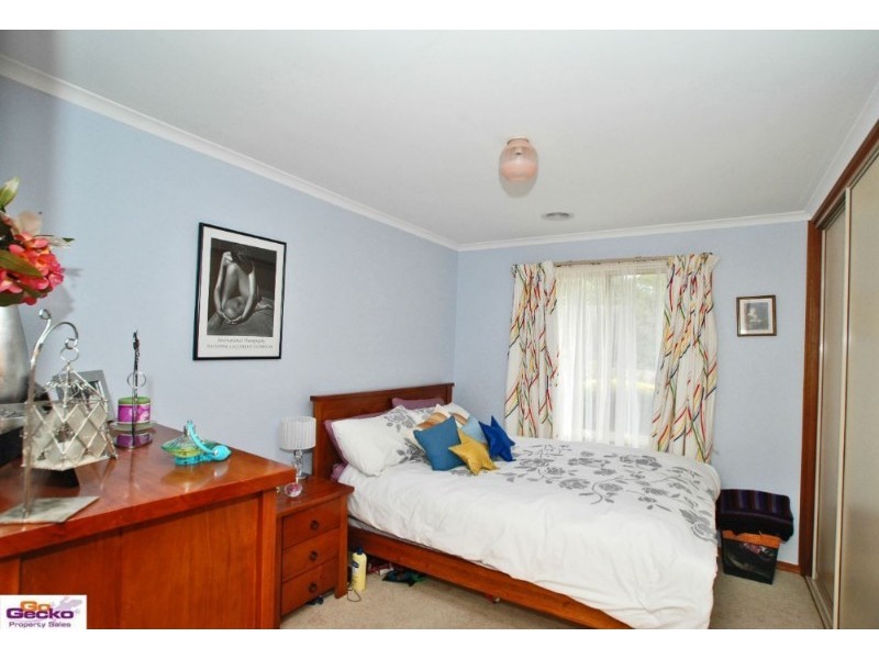 29 Parkview Crescent, Jerrabomberra NSW 2619