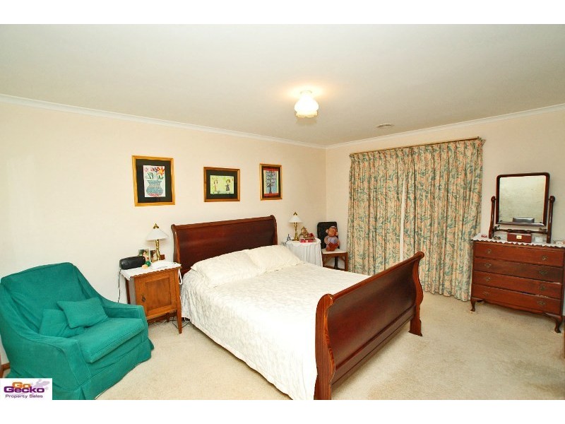 29 Parkview Crescent, Jerrabomberra NSW 2619