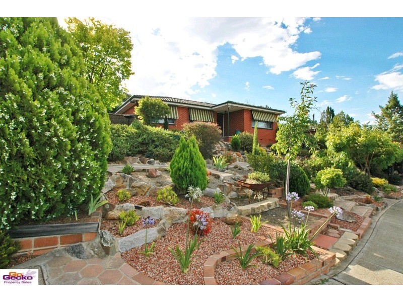 33 Hayley Street, Queanbeyan NSW 2620