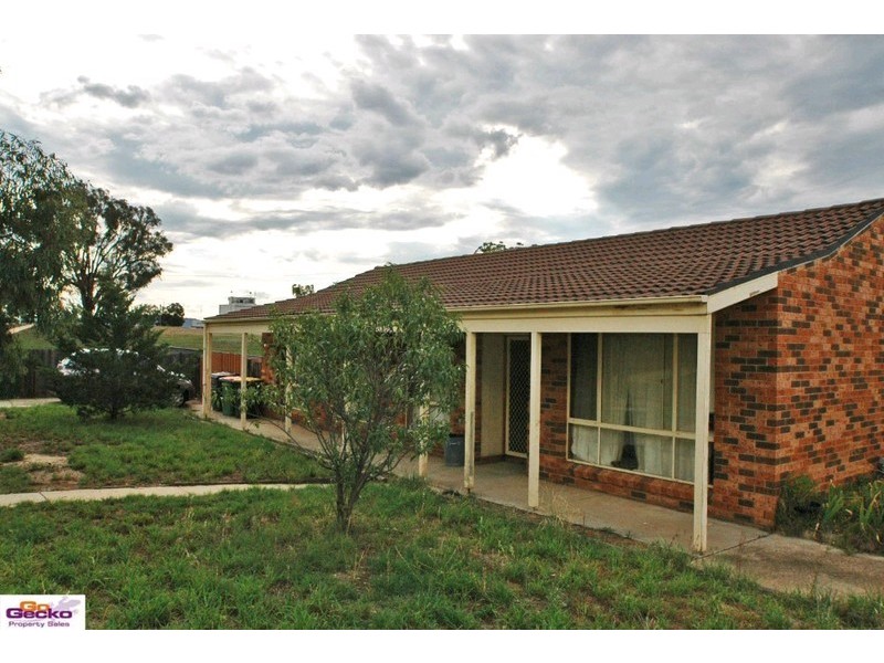 62 Hellmund Street, Queanbeyan NSW 2620