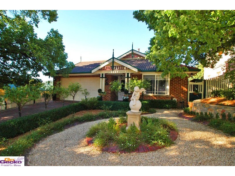 3 english Grove, Jerrabomberra NSW 2619