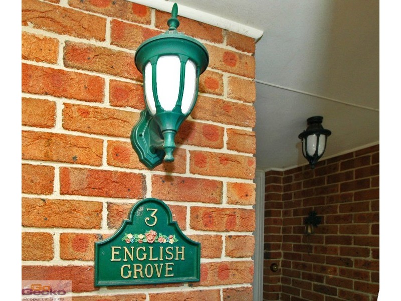 3 english Grove, Jerrabomberra NSW 2619