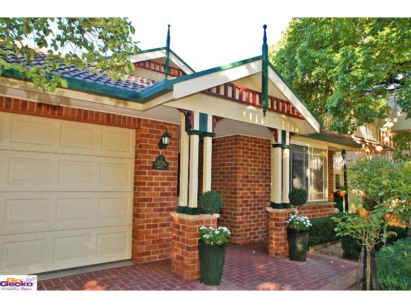 3 english Grove, Jerrabomberra NSW 2619
