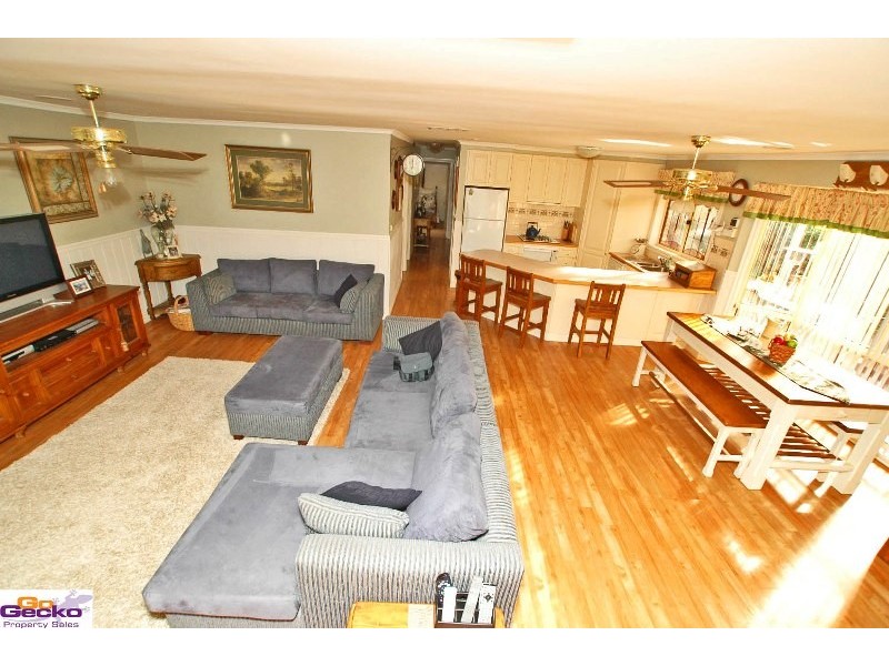 3 english Grove, Jerrabomberra NSW 2619