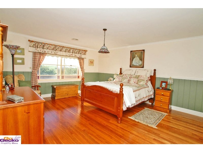 3 english Grove, Jerrabomberra NSW 2619