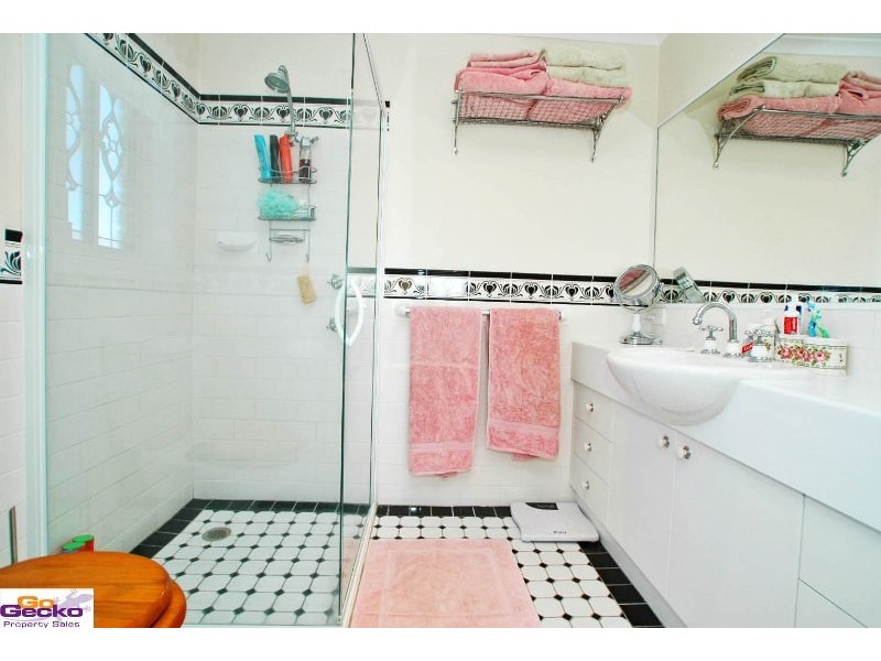 3 english Grove, Jerrabomberra NSW 2619