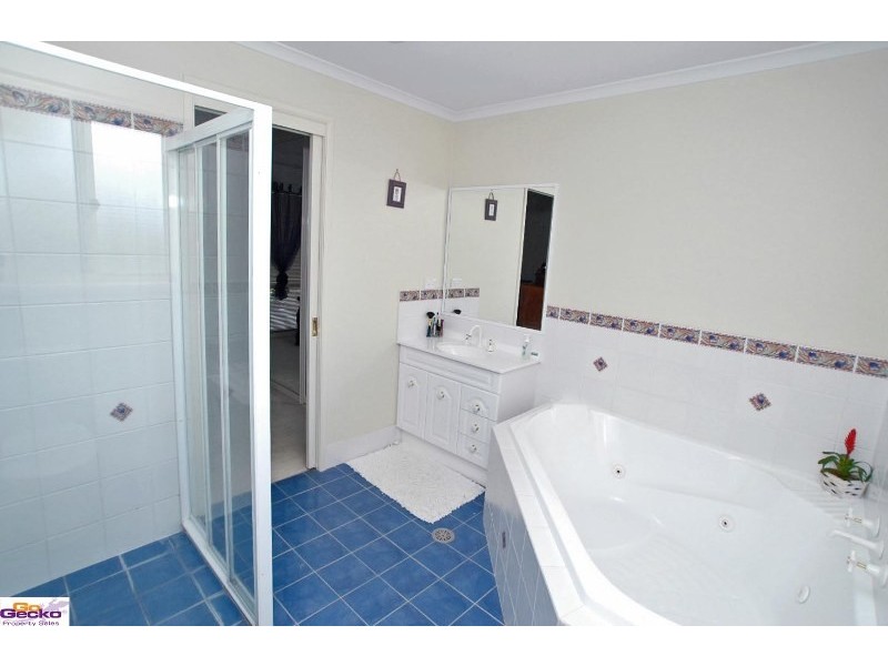 6 Ashby Drive, Bungendore NSW 2621