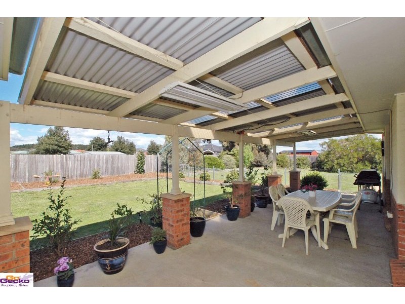 6 Ashby Drive, Bungendore NSW 2621