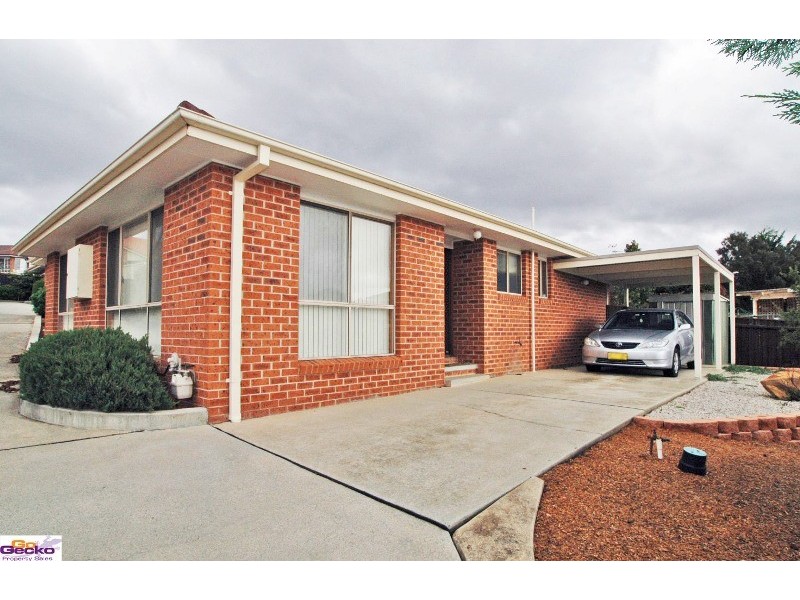 1/4 Parr Place, Queanbeyan NSW 2620