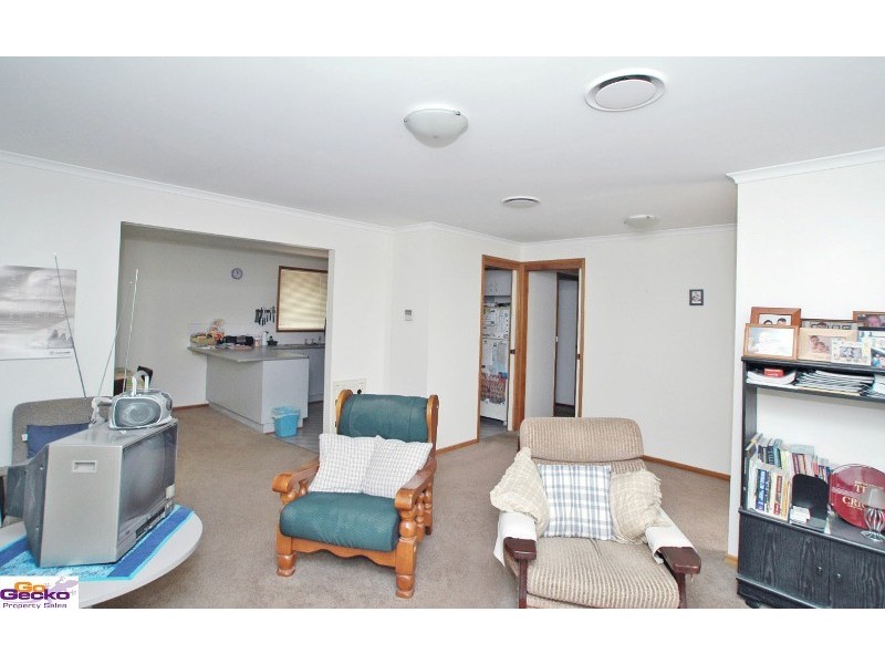 1/4 Parr Place, Queanbeyan NSW 2620