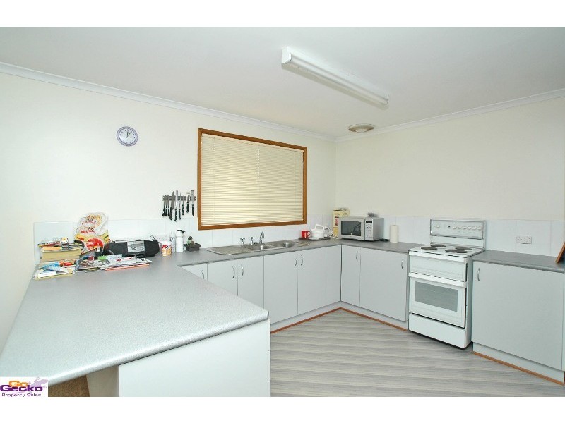 1/4 Parr Place, Queanbeyan NSW 2620