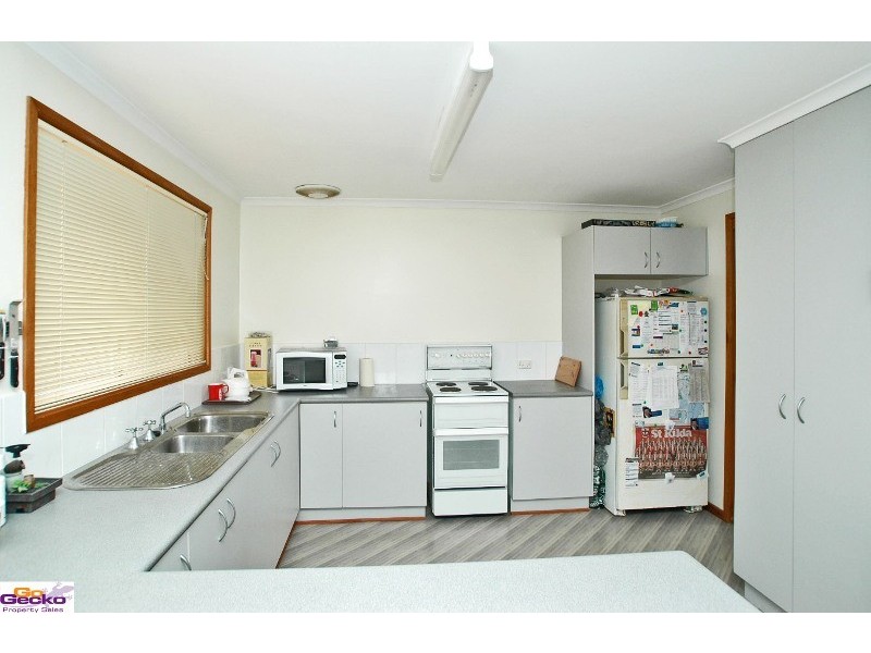 1/4 Parr Place, Queanbeyan NSW 2620