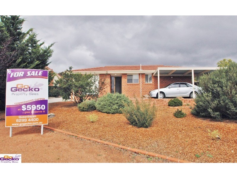 1/4 Parr Place, Queanbeyan NSW 2620