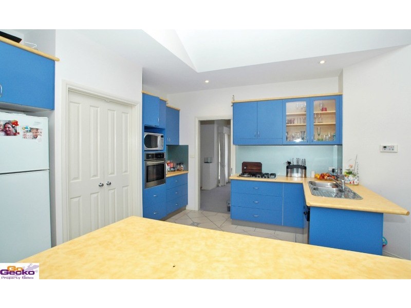 20 Firethorn Place, Jerrabomberra NSW 2619