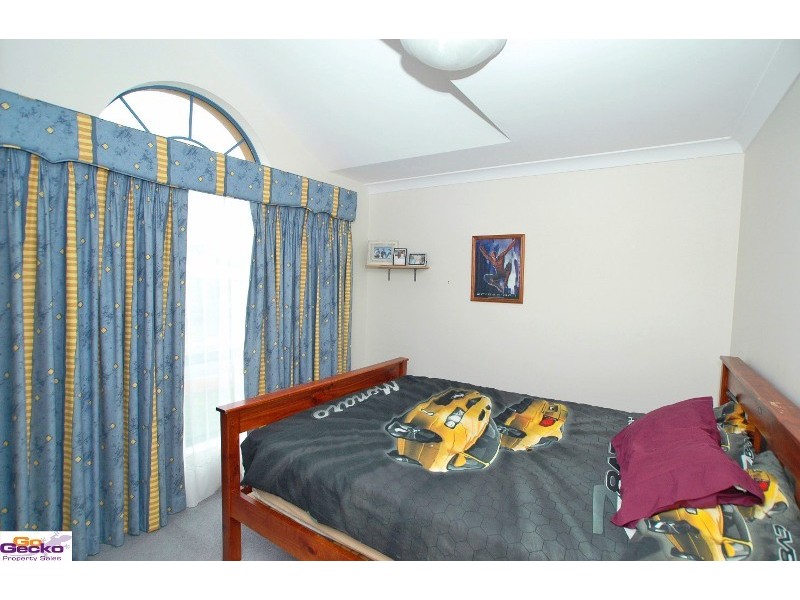 20 Firethorn Place, Jerrabomberra NSW 2619