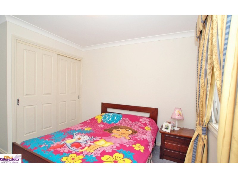 20 Firethorn Place, Jerrabomberra NSW 2619