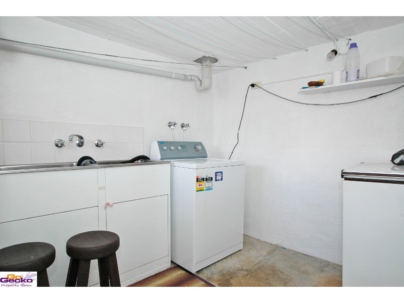 10 Hazelwood Road, Queanbeyan NSW 2620