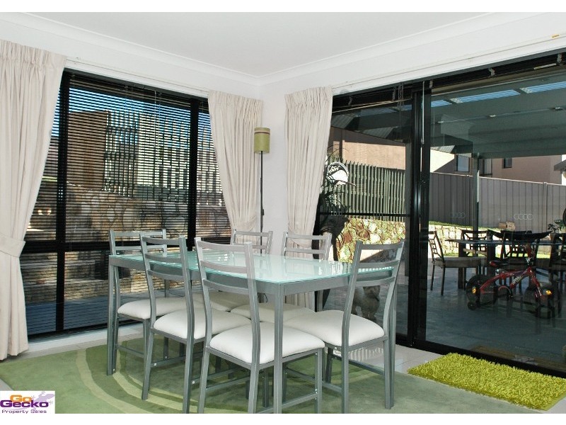 54 Carolyn Jackson Drive, Jerrabomberra NSW 2619