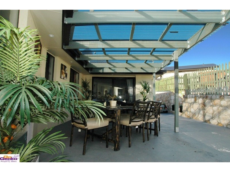 54 Carolyn Jackson Drive, Jerrabomberra NSW 2619