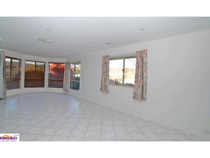 104 Barracks Flat Drive, Queanbeyan NSW 2620