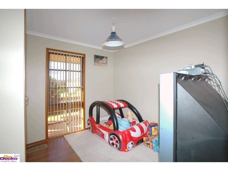 38 Pindari Crescent, Queanbeyan NSW 2620