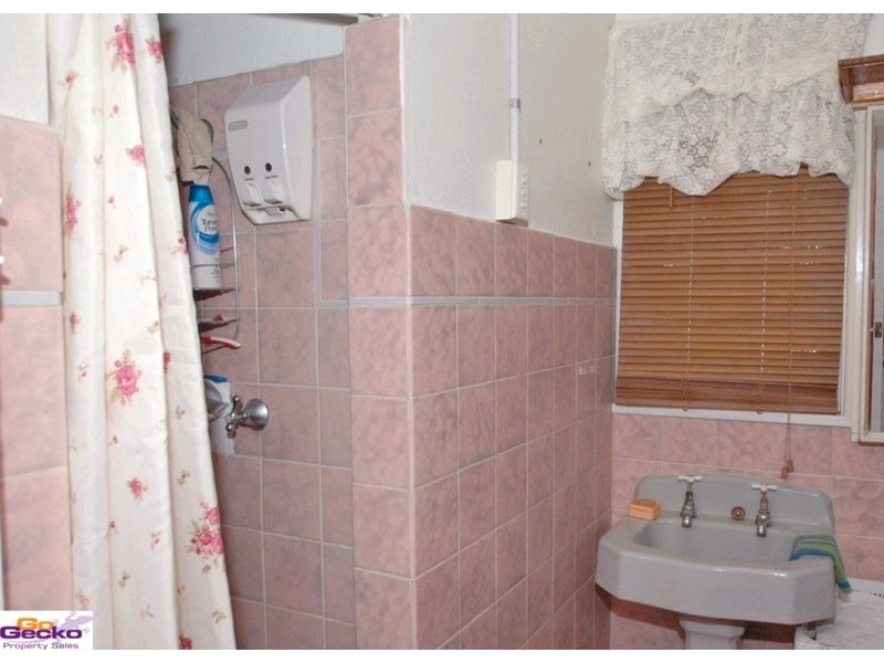 20 Mcintosh Street, Queanbeyan NSW 2620