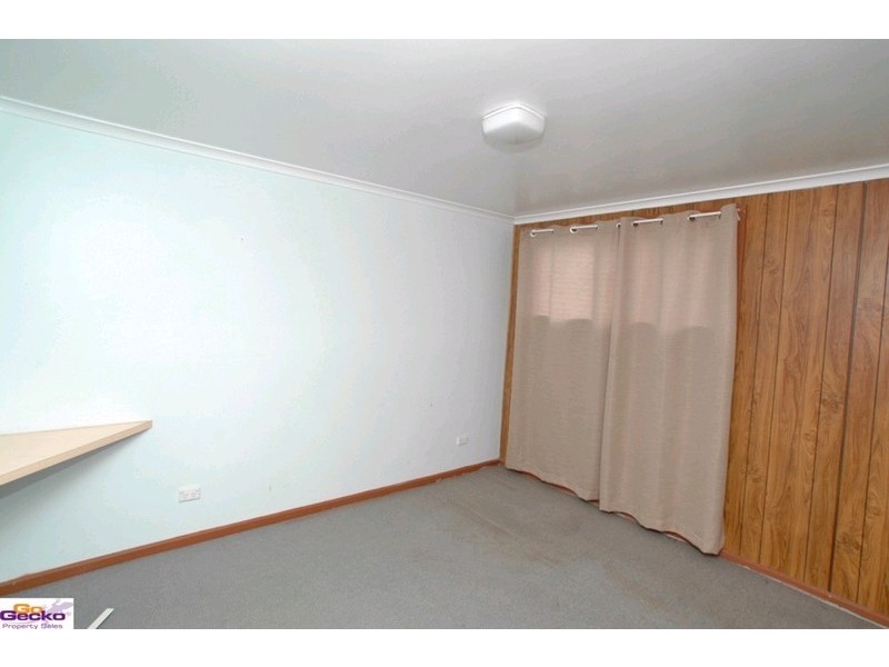 20 Mcintosh Street, Queanbeyan NSW 2620