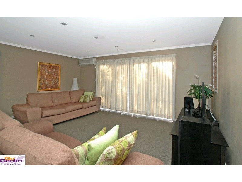 5/14 Pannamena Crescent, Jerrabomberra NSW 2619
