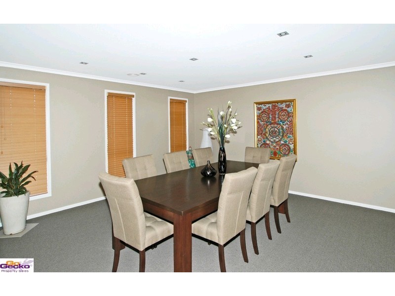 5/14 Pannamena Crescent, Jerrabomberra NSW 2619