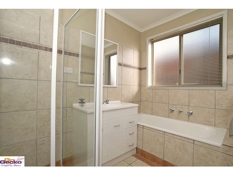 5/14 Pannamena Crescent, Jerrabomberra NSW 2619