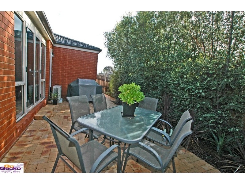 5/14 Pannamena Crescent, Jerrabomberra NSW 2619