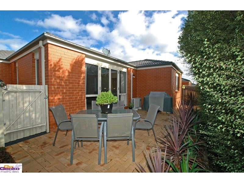 5/14 Pannamena Crescent, Jerrabomberra NSW 2619