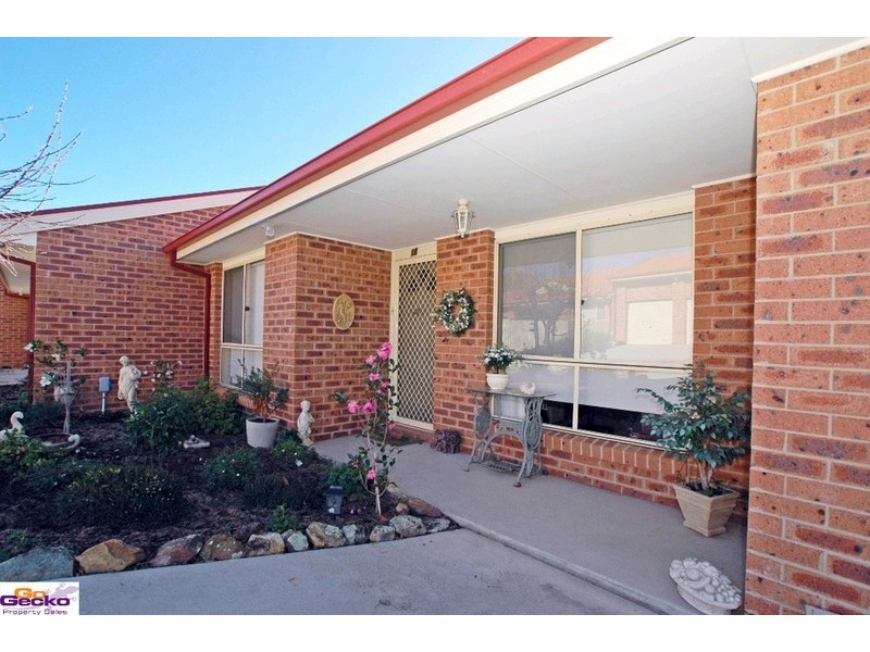 10/5 Weir Place, Queanbeyan NSW 2620