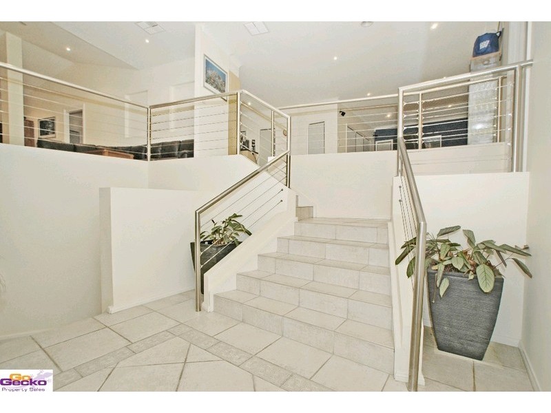 27 Magnolia Close, Jerrabomberra NSW 2619