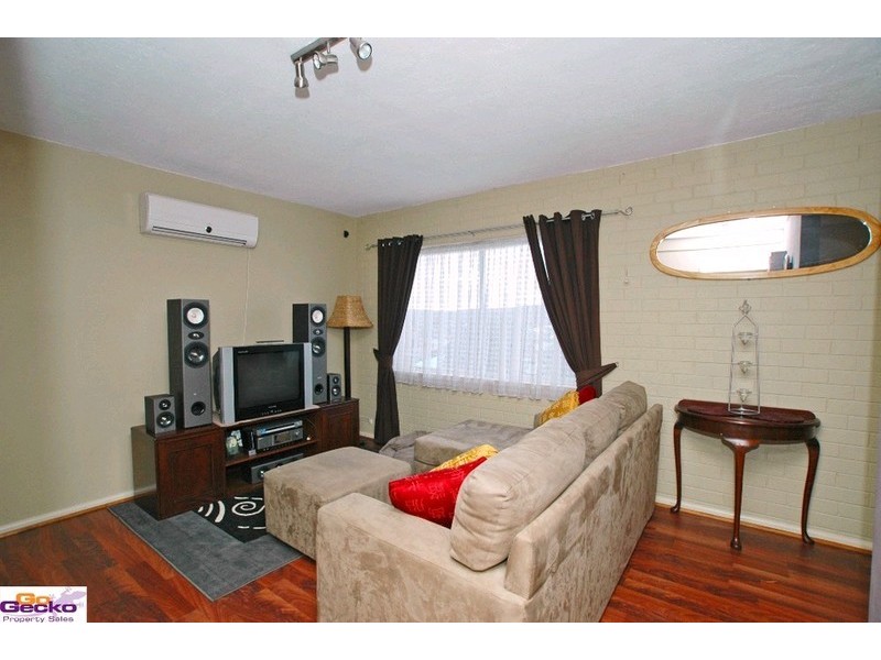 1/63 Donald Road, Queanbeyan NSW 2620