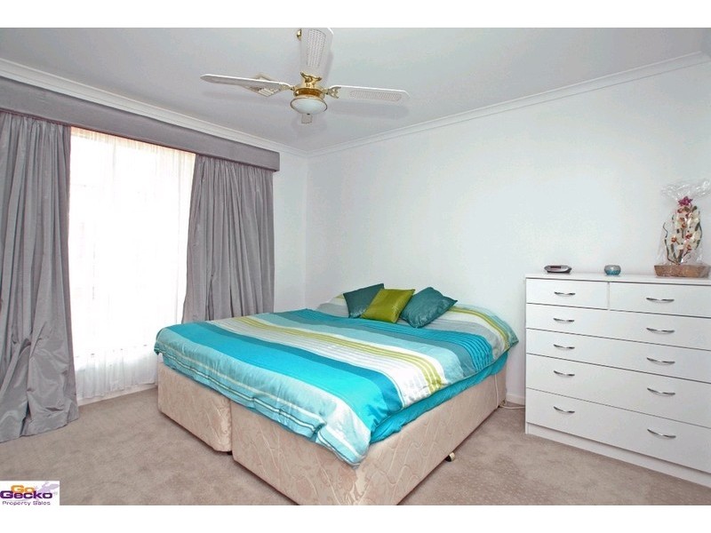 66 Brudunell Drive, Jerrabomberra NSW 2619
