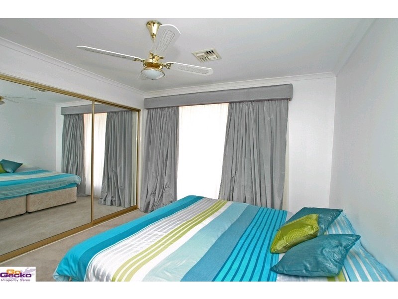 66 Brudunell Drive, Jerrabomberra NSW 2619